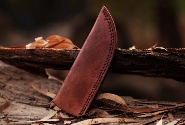 Custom handmade Damascus steel Hunting Skinner knife, camping knife, Survival knife, Full tang knife, With Resin - Image 6