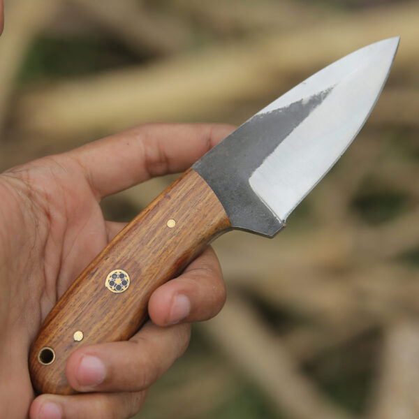 Custom handmade High Carbon Steel Hunting Skinner knife, camping knife, Survival knife, Full tang knife, With leather sheath - Image 4